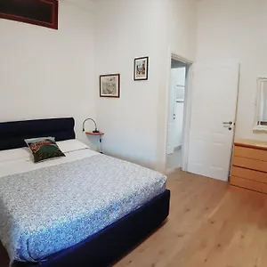 house-riccardo.hotelitalianriviera.com/