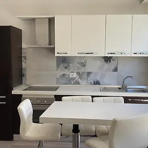 royal-milano-linate-apartments.it-lombardy.com/